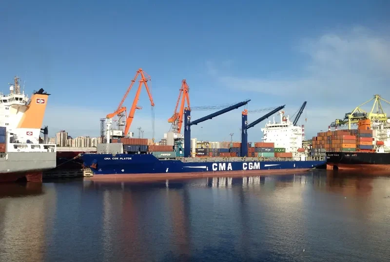 CMA CGM PLATON Container Ship IMO 9362437 photo 3