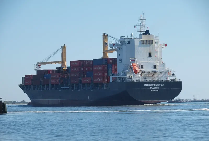 MELBOURNE STRAIT Container Ship IMO 9362736 photo 10