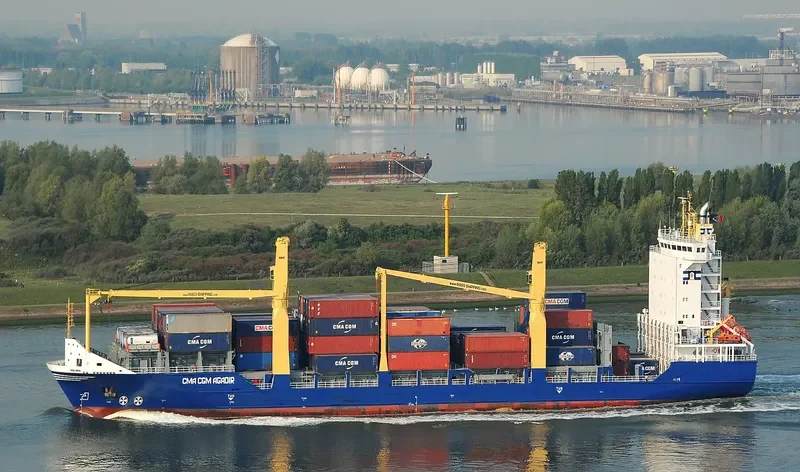 HOHEWEG Container Ship IMO 9362956 photo 10