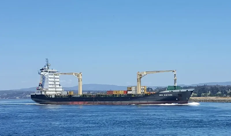 CONTSHIP BEE General Cargo IMO 9364344 photo 10