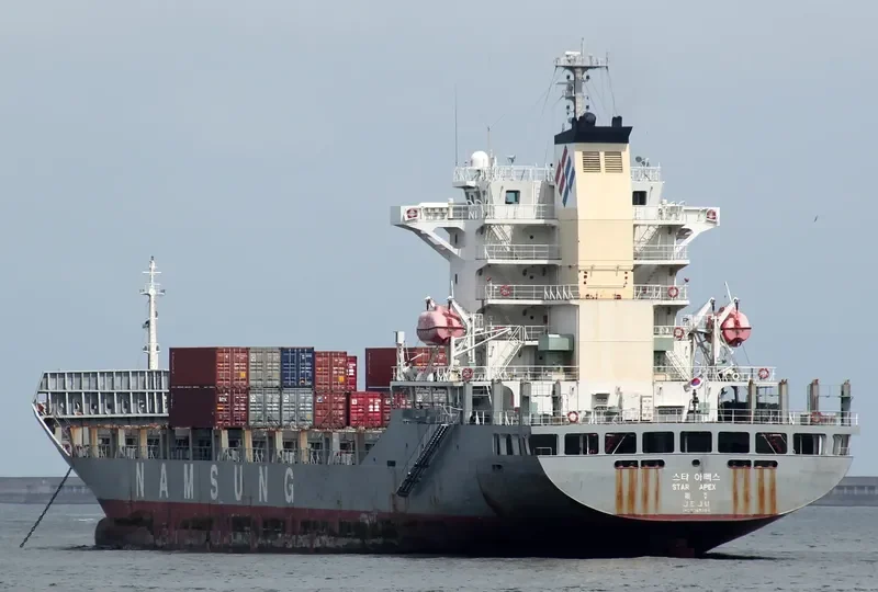 STAR APEX Container Ship IMO 9365154 photo 9