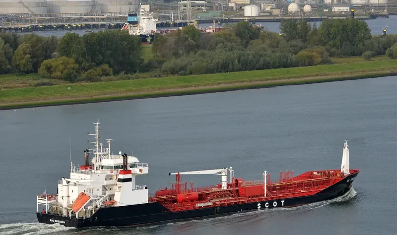 SCOT DRESDEN Tanker IMO 9365245 photo 2