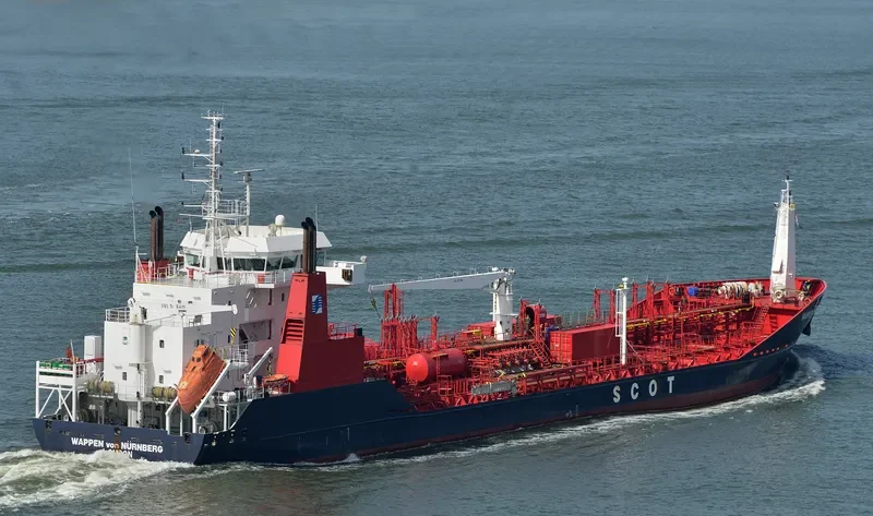 RHL NUERNBERG Tanker IMO 9365257 photo 9
