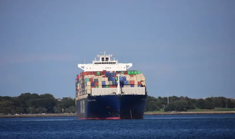 CMA CGM IVANHOE Container Ship IMO 9365805 photo 8