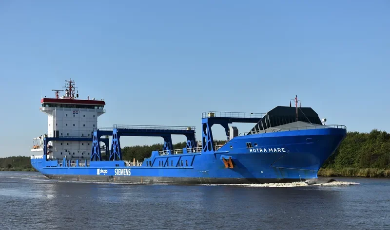 ROTRA MARE Container Ship IMO 9365996 photo 7