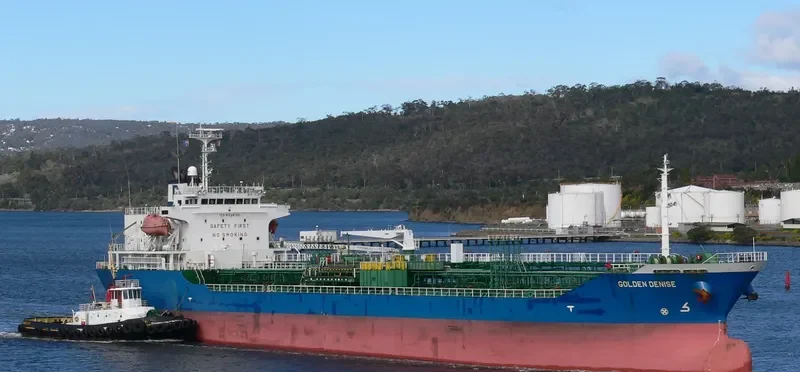 GOLDEN DENISE Tanker IMO 9366196 photo 10