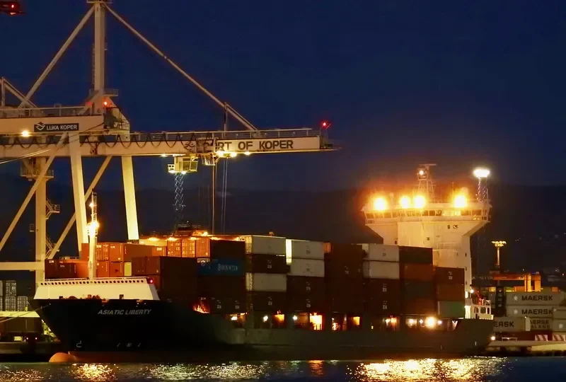 ASIATIC LIBERTY Container Ship IMO 9366471 photo 3