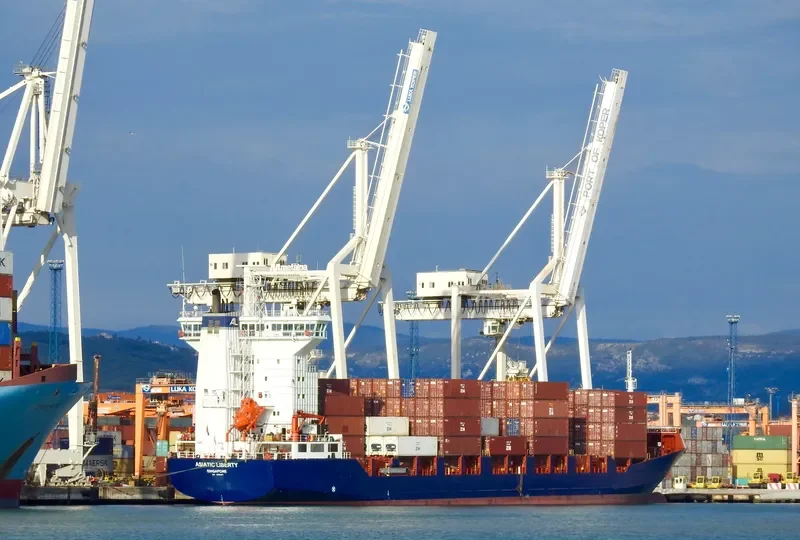 ASIATIC LIBERTY Container Ship IMO 9366471 photo 4