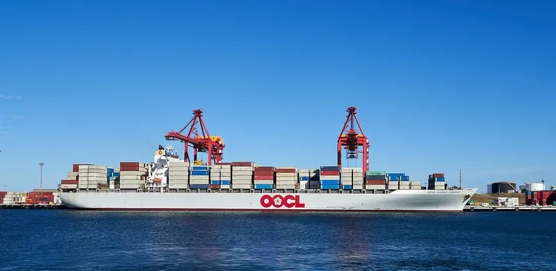 OOCL KUALA LUMPUR Container Ship IMO 9367176