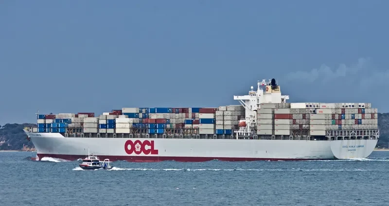 OOCL KUALA LUMPUR Container Ship IMO 9367176 photo 4