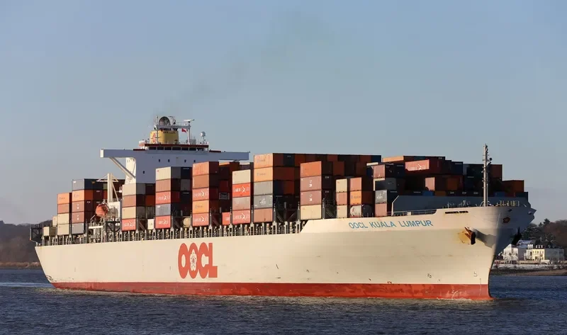 OOCL KUALA LUMPUR Container Ship IMO 9367176 photo 10