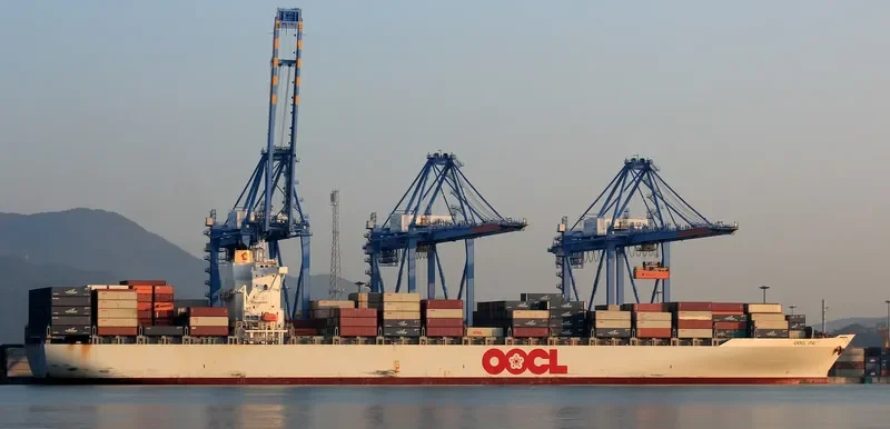OOCL ITALY Container Ship IMO 9367205 photo 9