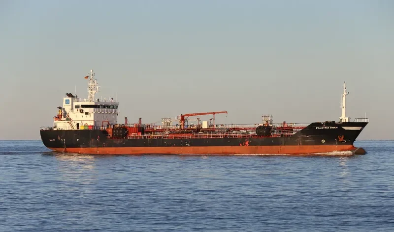 FALSTRIA SWAN Tanker IMO 9367217 photo 3