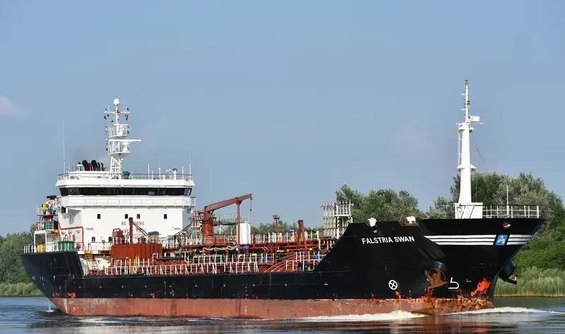 FALSTRIA SWAN Tanker IMO 9367217 photo 5