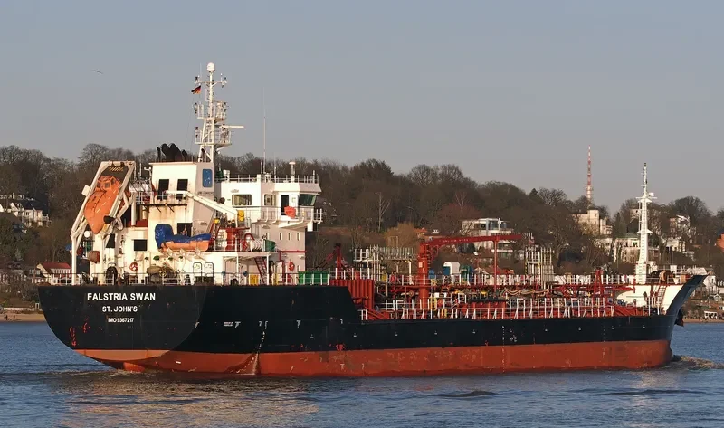 FALSTRIA SWAN Tanker IMO 9367217 photo 9