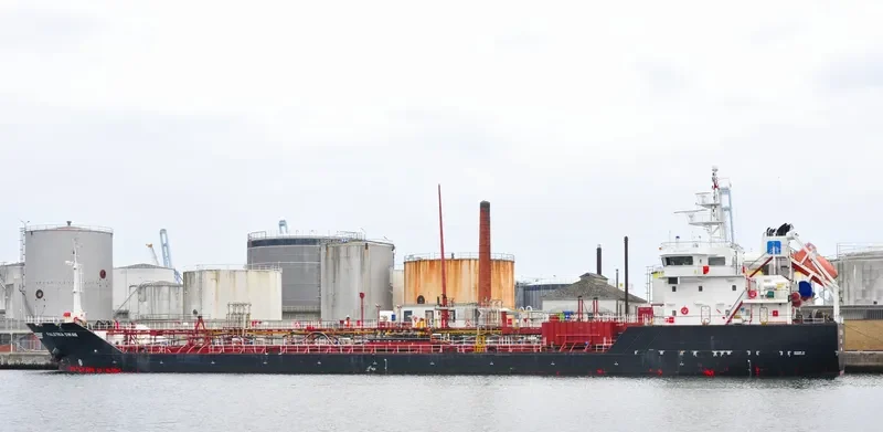 FALSTRIA SWAN Tanker IMO 9367217 photo 10