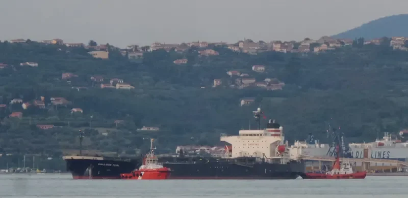 ARDMORE SEALANCER Tanker IMO 9367695 photo 4