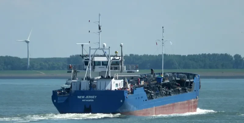 NEW JERSEY Tanker IMO 9367918 photo 9