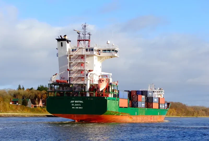 JSP MISTRAL Container Ship IMO 9368041 photo 2
