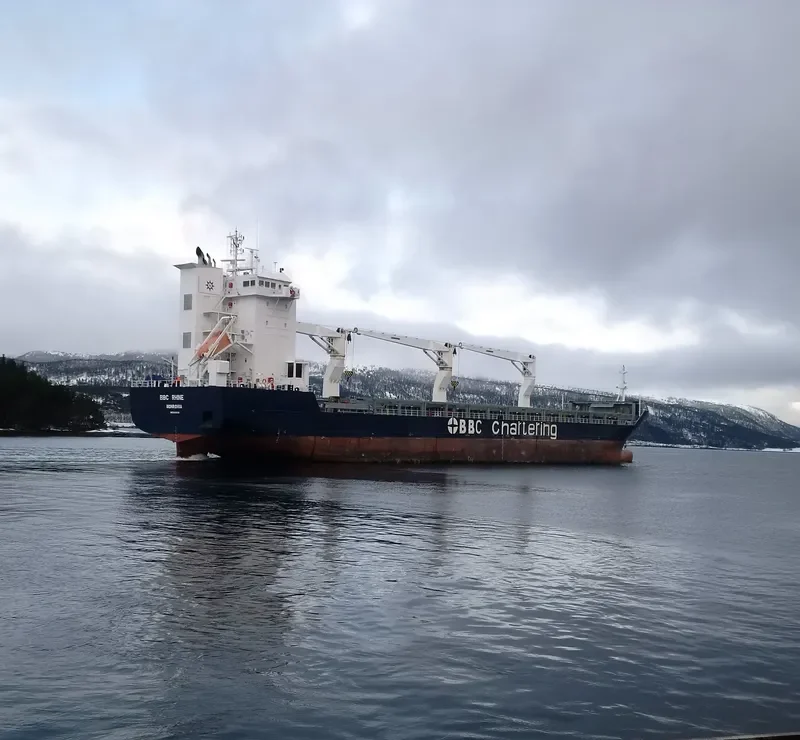 YAMAL BERKUT General Cargo IMO 9368338 photo 2