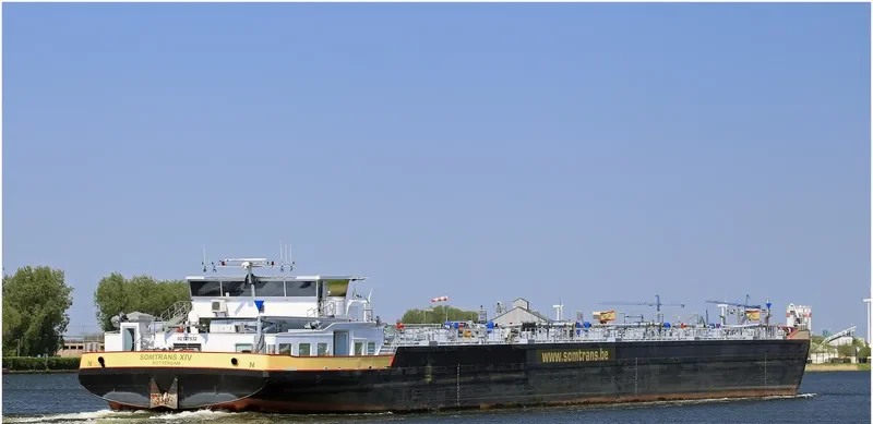 SOMTRANS XIV Tanker IMO 9369019 photo 5