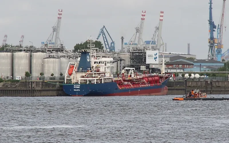 BOYNE Tanker IMO 9369928 photo 5