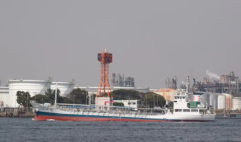 SANSHUN MARU Tanker IMO 9370501 photo 8