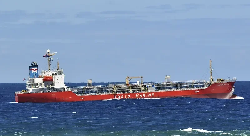 EASTERN NEPTUNE Tanker IMO 9370630 photo 5