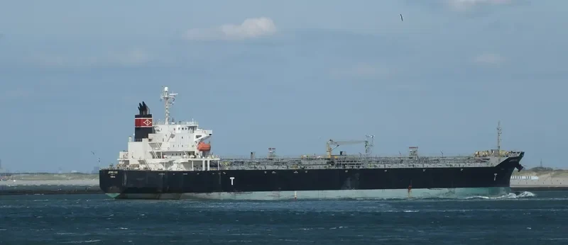 JIPRO ISIS Tanker IMO 9370719 photo 9