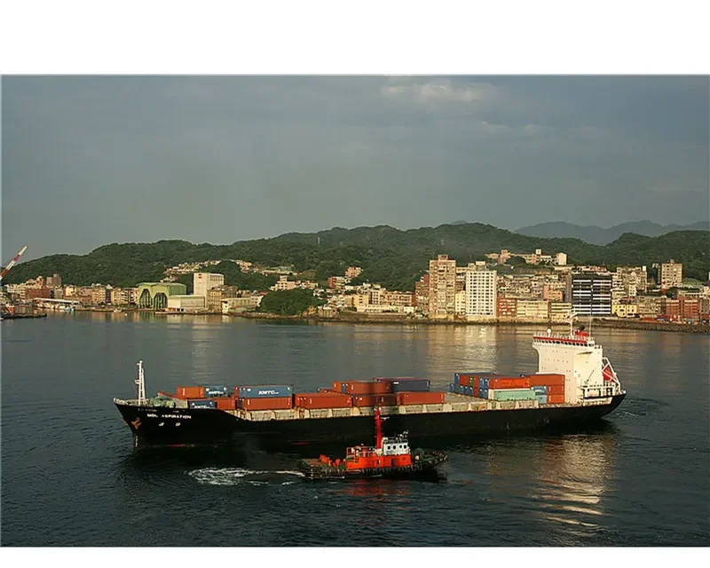 SINAR BANDA Container Ship IMO 9371098 photo 7