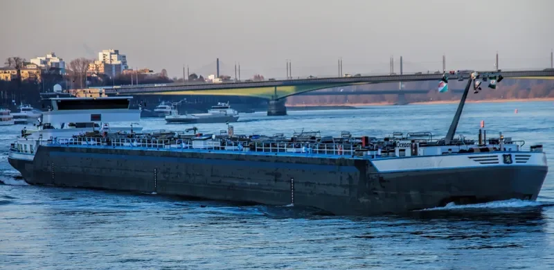 DISCOVERY Tanker IMO 9371373 photo 10