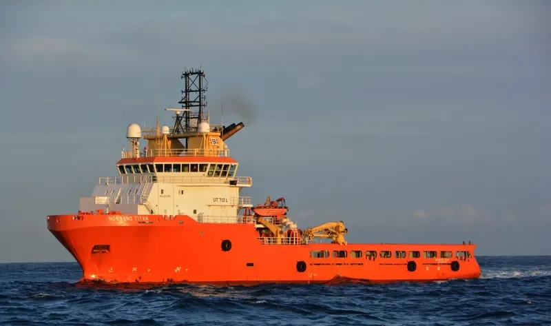 NORMAND TITAN Offshore Vessel IMO 9371385 photo 3