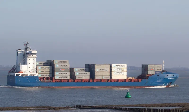 PERSEUS J Container Ship IMO 9371414 photo 5