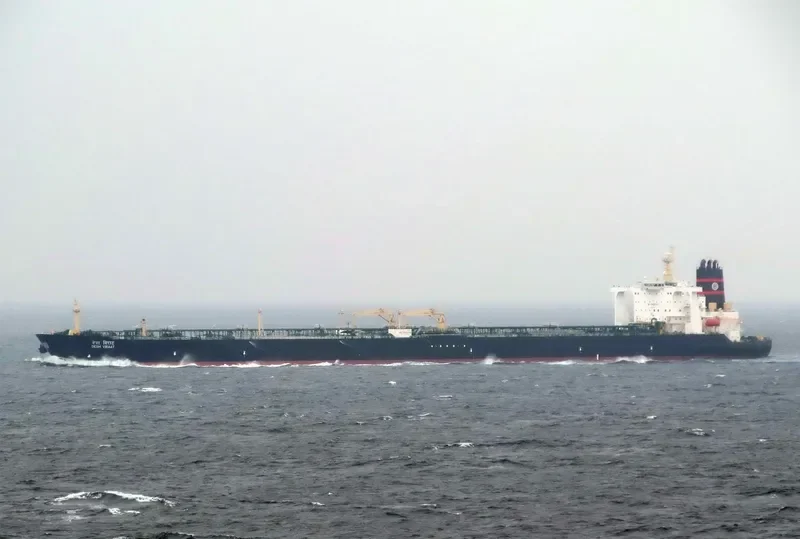 DESH VIRAAT Tanker IMO 9371593 photo 3
