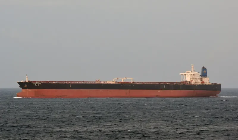 NAVE PHOTON Tanker IMO 9371608 photo 2