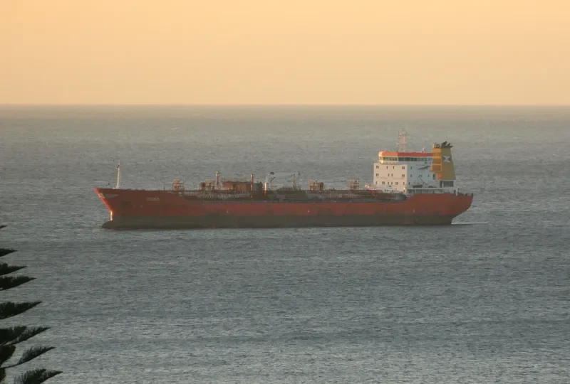 HUEMUL Tanker IMO 9371775 photo 4