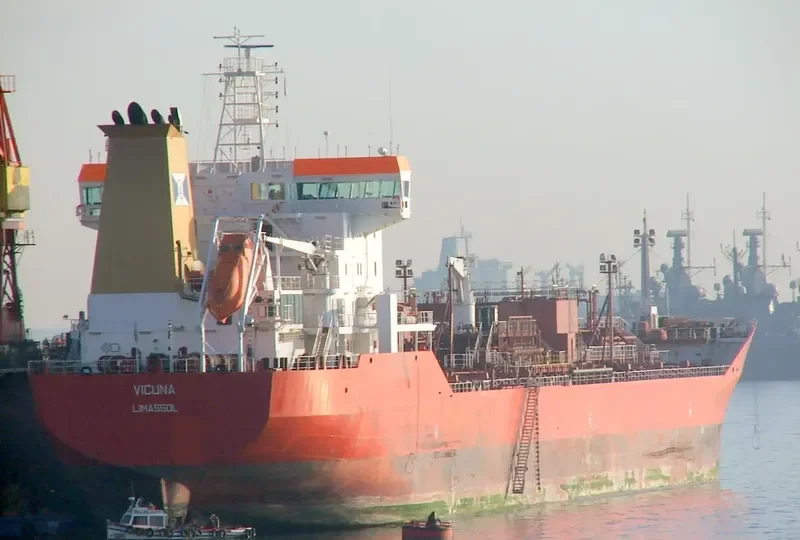 HUEMUL Tanker IMO 9371775 photo 7