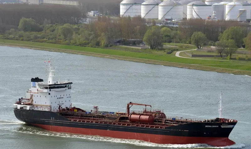 MONA SWAN Tanker IMO 9371804 photo 7