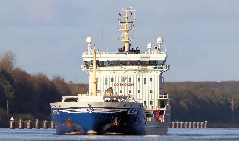 ASTRAL Tanker IMO 9371878 photo 2
