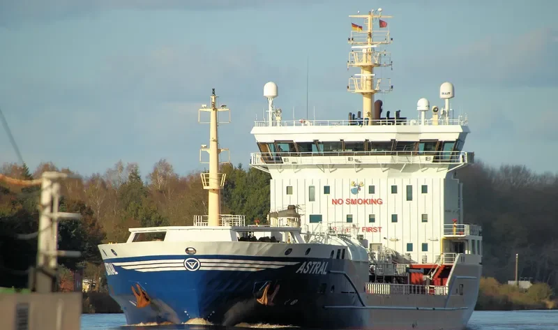 ASTRAL Tanker IMO 9371878 photo 3