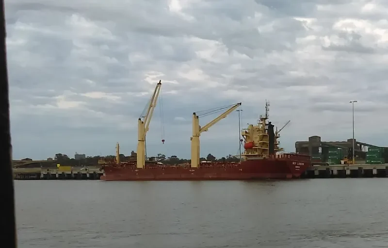 MERATUS PARIAMAN General Cargo IMO 9371957 photo 2
