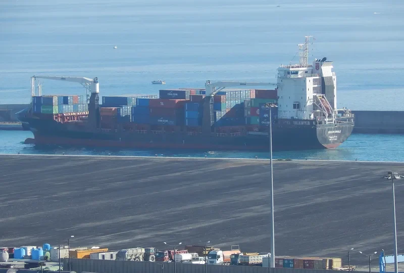 VERA A Container Ship IMO 9372585 photo 7