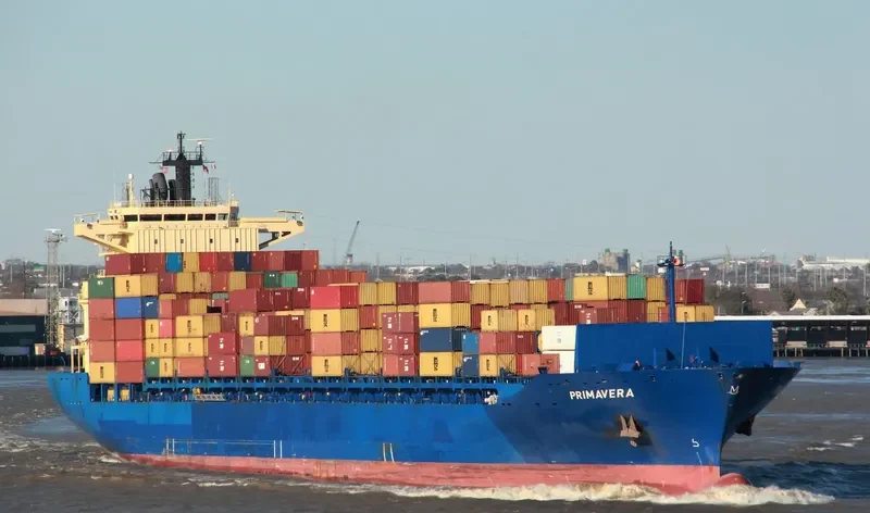 ELBSPIRIT Container Ship IMO 9372860 photo 3