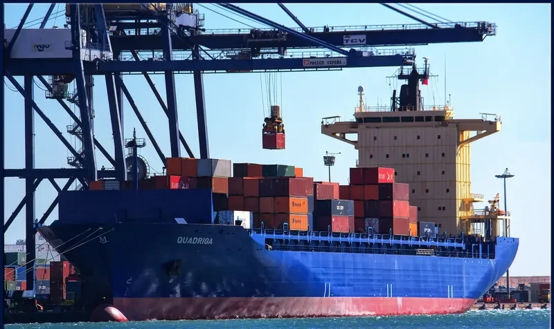 BURGUNDY Container Ship IMO 9372872 photo 10