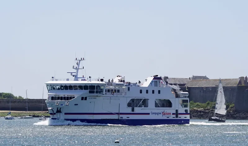 ILE DE GROIX Ro-Ro IMO 9372987 photo 3