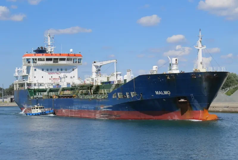 MALMO Tanker IMO 9373242 photo 2