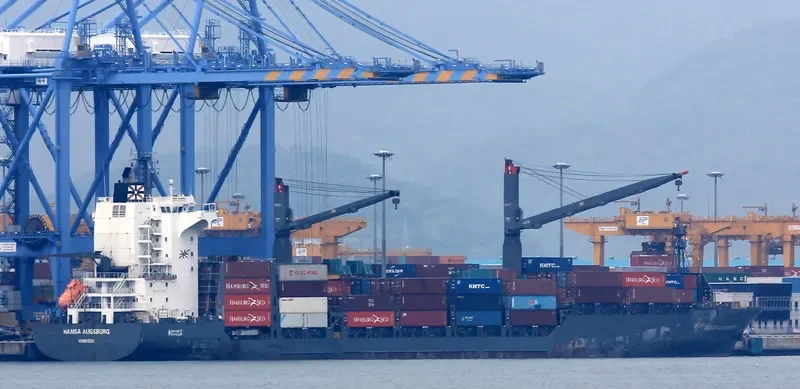 HANSA AUGSBURG Container Ship IMO 9373474 photo 3