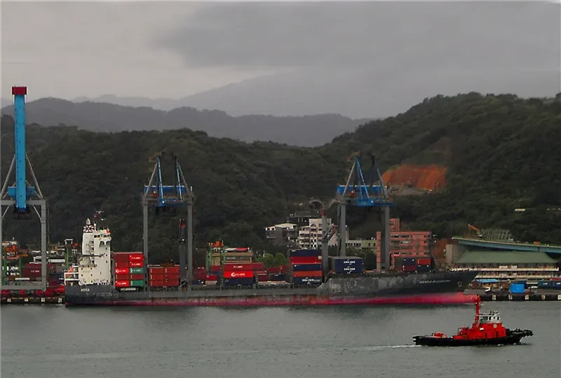 HANSA AUGSBURG Container Ship IMO 9373474 photo 4