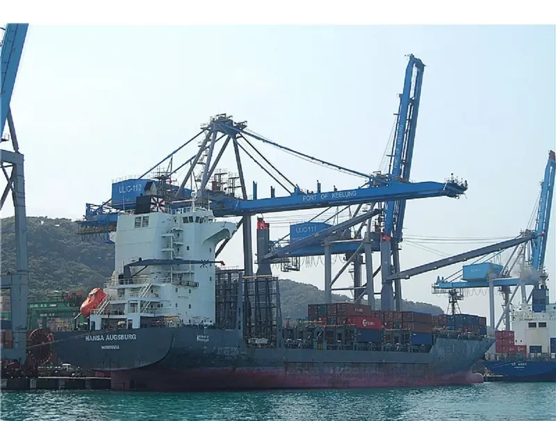 HANSA AUGSBURG Container Ship IMO 9373474 photo 8