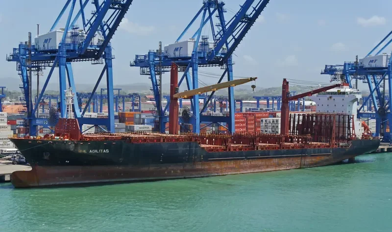 RHL AGILITAS Container Ship IMO 9373486 photo 7
